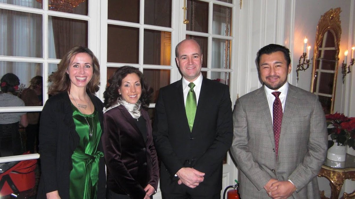 Ivan Daza and fellow entrepreneurs with Prime Minister Fredrik Reinfeldt at Sagerska Palace